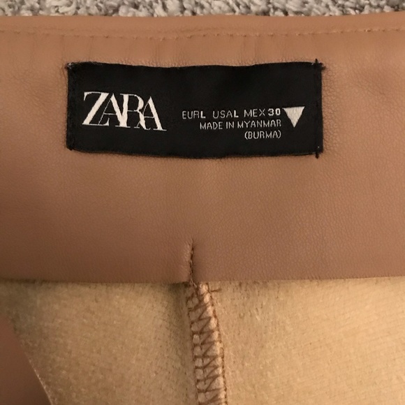 Zara Womens Faux Leather Tan Pants Side Zip & Zip at Ankles Size US L Neutral - Picture 7 of 10
